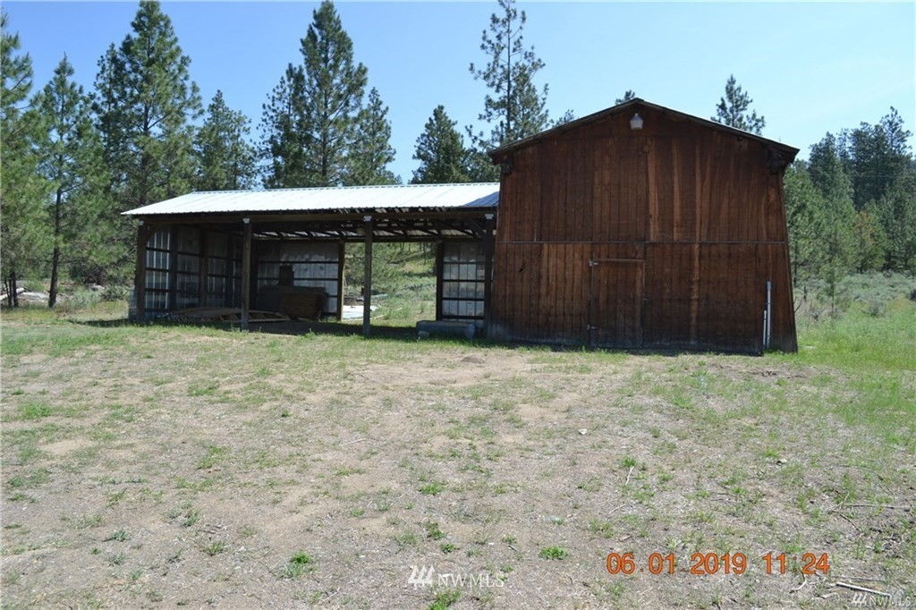 838 Havillah Road Tonasket, WA 98855 - Photo 8 of 16 Gallery Image 8