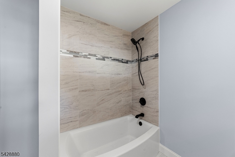 270 Alpine Way Old Bridge, NJ 08879 - Photo 25 of 35