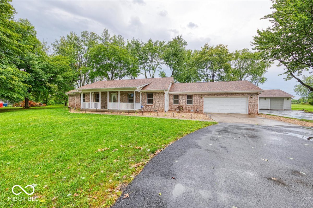 2350 Fox Road Franklin, IN 46131 - Photo 7 of 56 Gallery Image 7