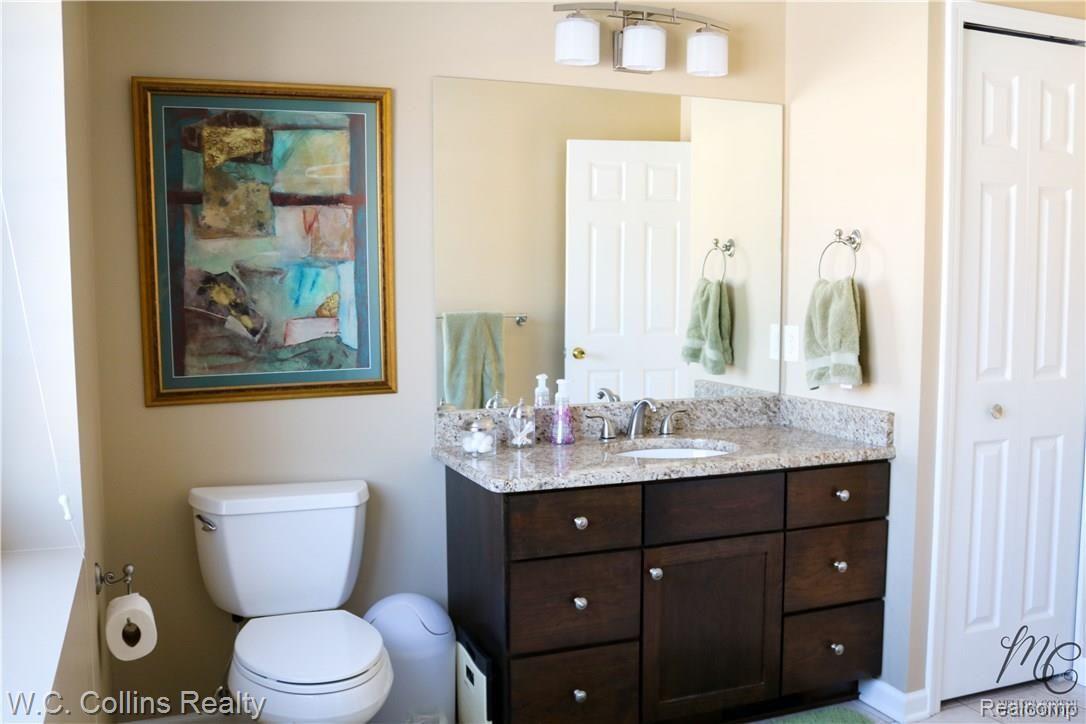 1168 Ridgeview Circle Lake Orion, MI 48362 - Photo 19 of 34 Master Bath