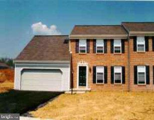 21 Limestone Court Lititz, PA 17543 - Photo 1 of 1 a front view of a house with yard and garage