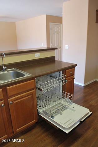 8418 West Cordes Road Tolleson, AZ 85353 - Photo 7 of 33 DSC_9507