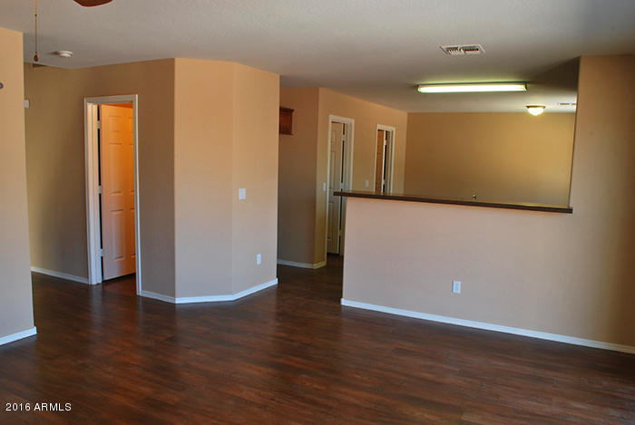 8418 West Cordes Road Tolleson, AZ 85353 - Photo 10 of 33 DSC_9516