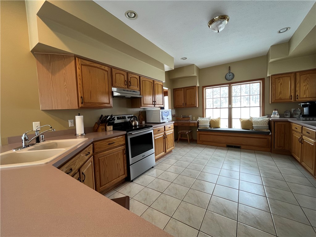 12837 Upton Road Victory, NY 13143 - Photo 19 of 48