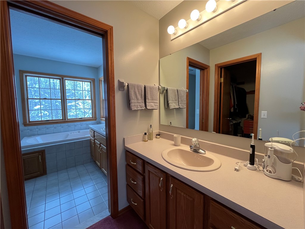 12837 Upton Road Victory, NY 13143 - Photo 27 of 48