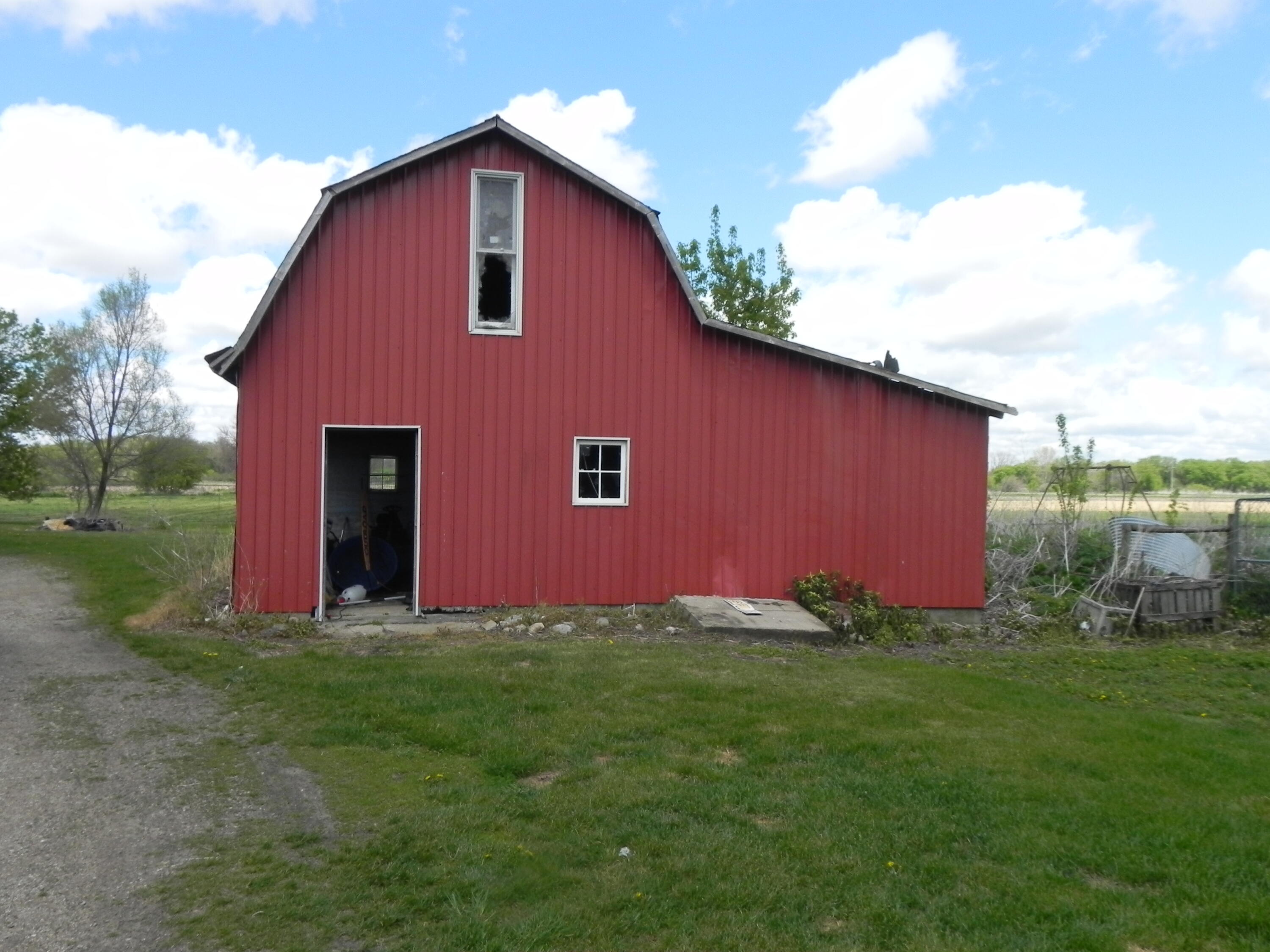 89137 Old Swamp Road Decatur, MI 49045 - Photo 23 of 28 DSCN7645