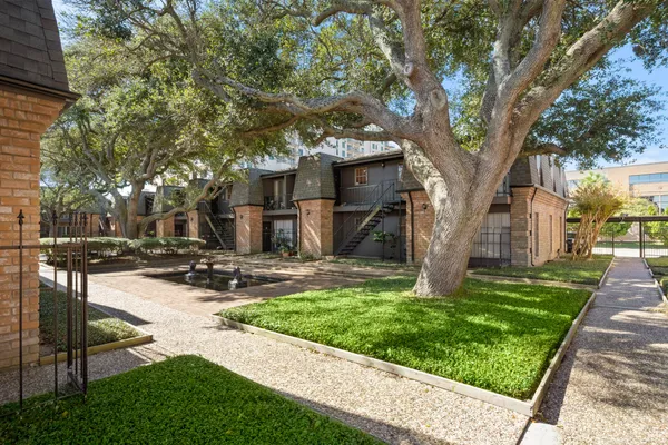 $1,375 | 711 Holiday Drive, Unit 62, Galveston, TX 77550