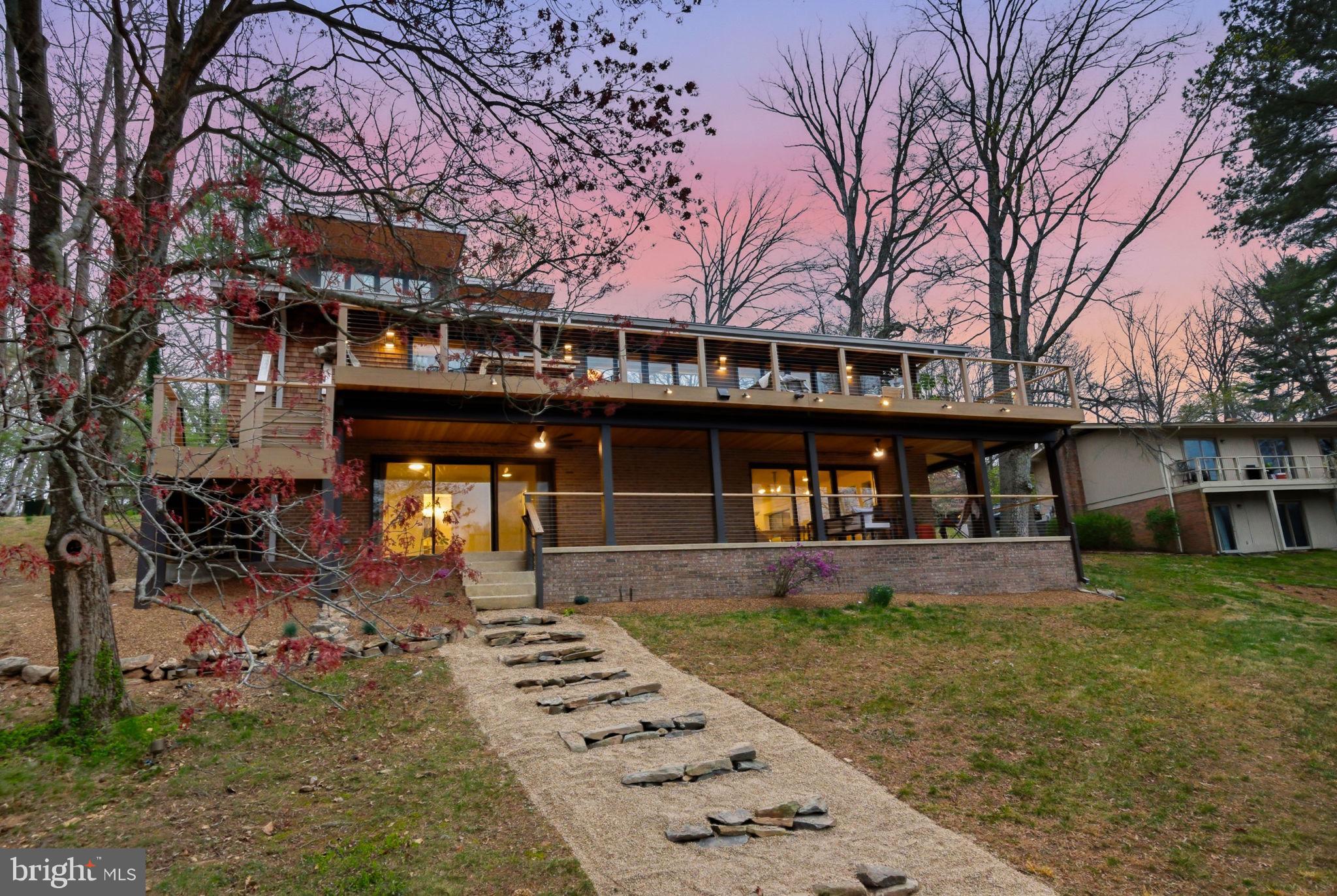 11216 South Shore Road Reston, VA 20190 - Photo 29 of 82