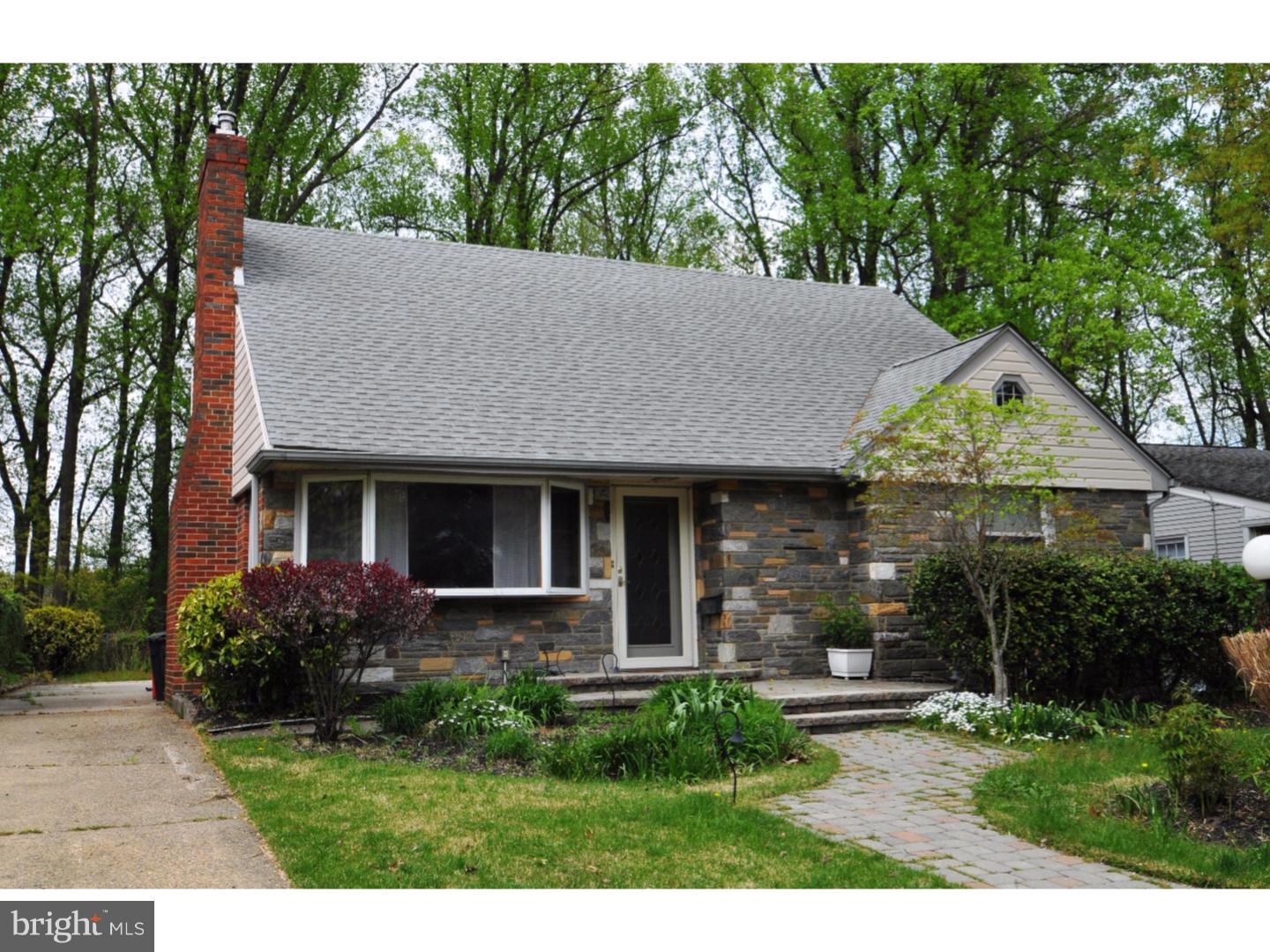 1729 Prospect Ridge Boulevard Haddon Heights, NJ 08035 - Photo 3 of 23