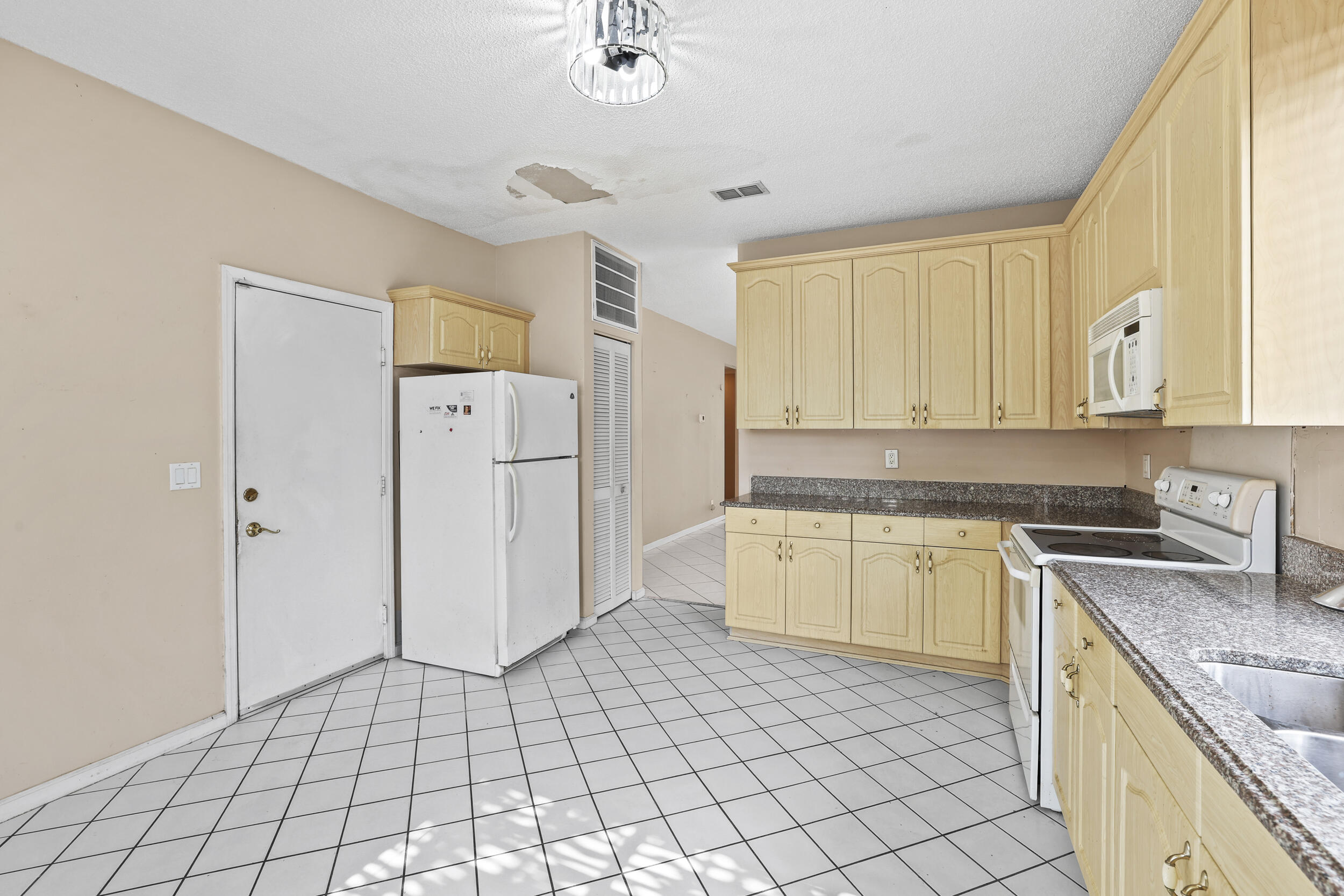 6797 Via Regina, Unit 4 Boca Raton, FL 33433 - Photo 16 of 45 13__62_8104
