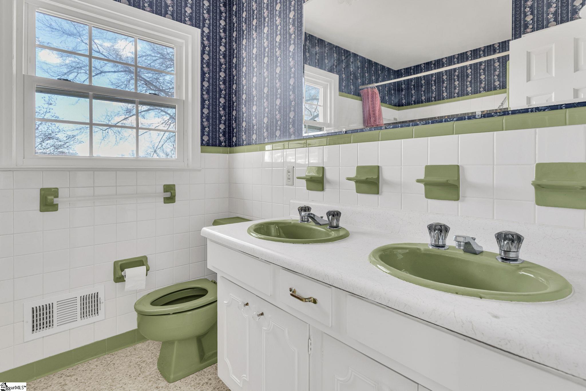 1142 Fox Squirrel Ridge Road Pickens, SC 29671 - Photo 21 of 49