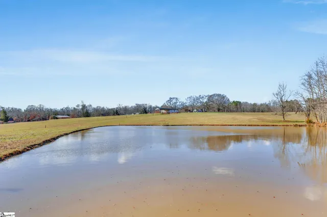 $975,000 | 1142 Fox Squirrel Ridge Road, Pickens, SC 29671