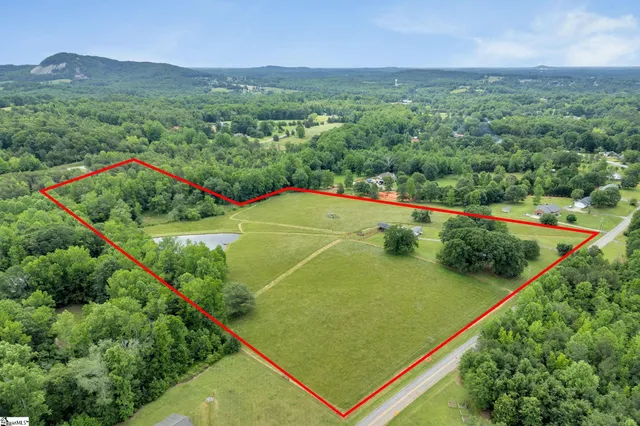 $975,000 | 1142 Fox Squirrel Ridge Road, Pickens, SC 29671