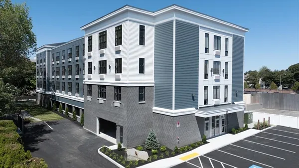 a large building with a outdoor space