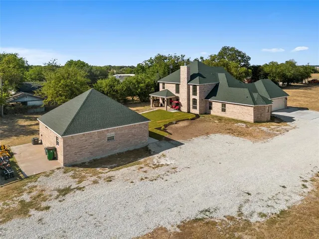 $699,000 | 1323 Speegle Road, Woodway, TX 76712