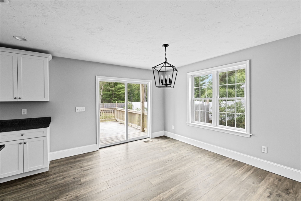 252 Charge Pond Road Wareham, MA 02571 - Photo 12 of 42 Gallery Image 12