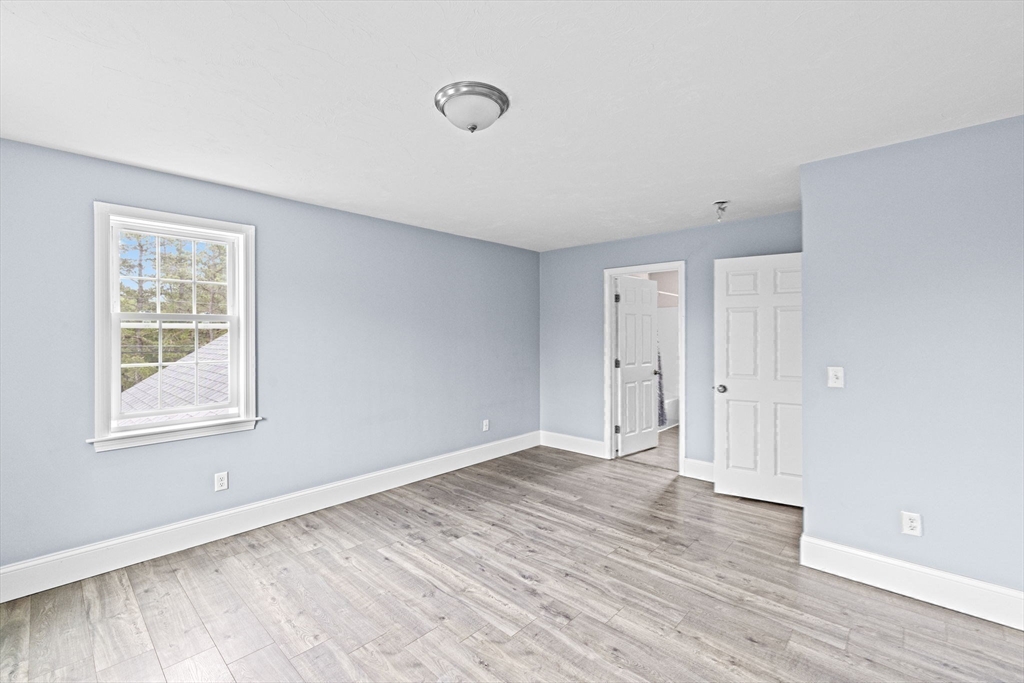252 Charge Pond Road Wareham, MA 02571 - Photo 27 of 42 Gallery Image 27
