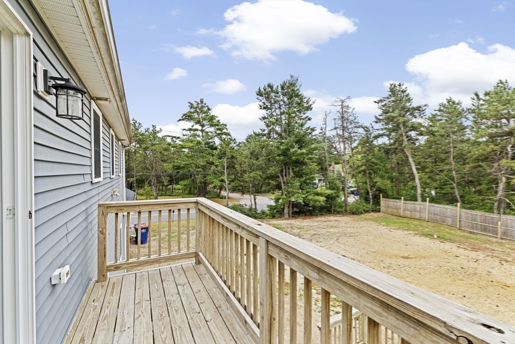 252 Charge Pond Road Wareham, MA 02571 - Photo 36 of 42 Gallery Image 36