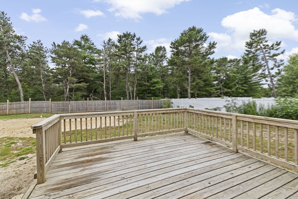 252 Charge Pond Road Wareham, MA 02571 - Photo 39 of 42 Gallery Image 39