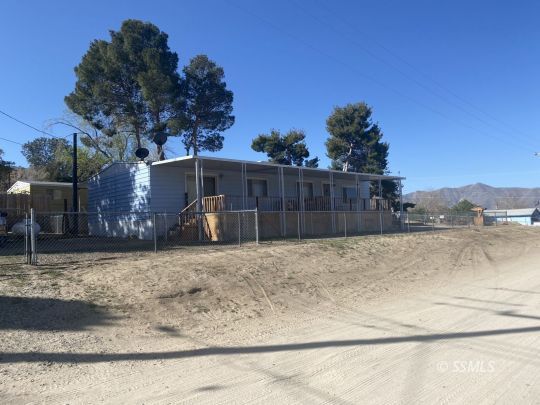 5490 Hooper Road Weldon, CA 93283 - Photo 1 of 34 Gallery Image 1