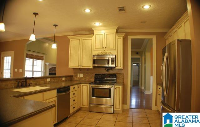 104 Copper Ridge Court Deatsville, AL 36022 - Photo 2 of 28