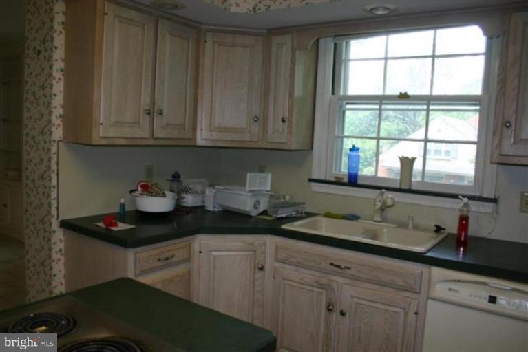 18918 Preston Road Hagerstown, MD 21742 - Photo 15 of 30 Kitchen #2