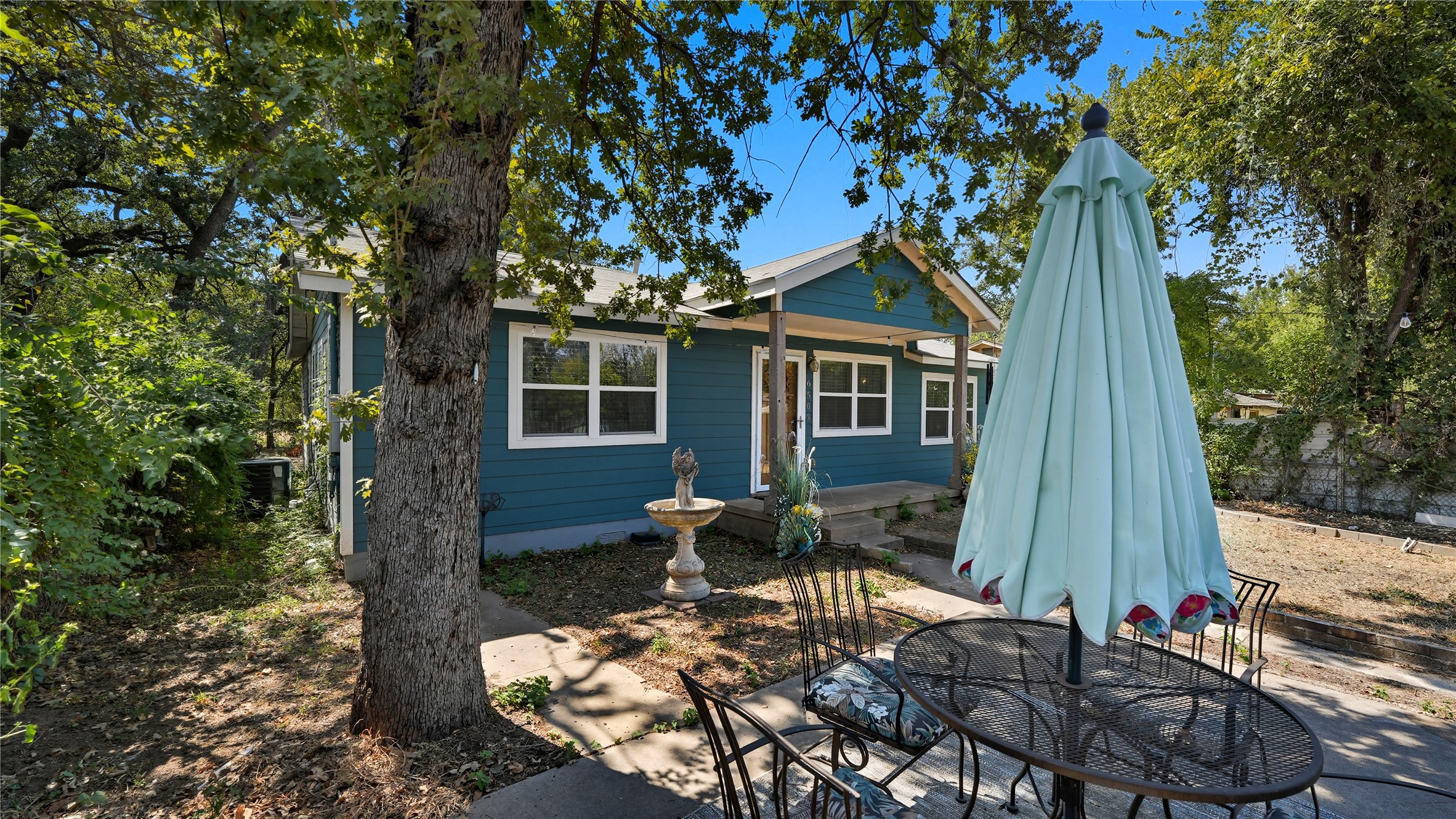 6503 Lynch Lane Austin, TX 78741 - Photo 33 of 38