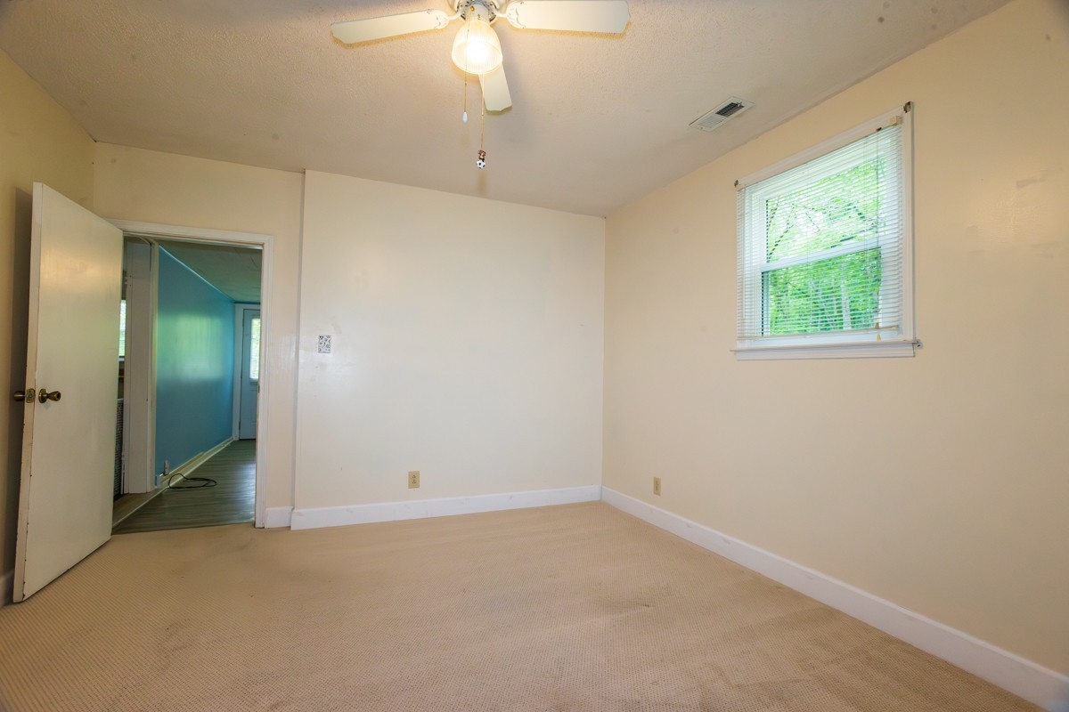 266 Denny Road Clarksville, TN 37043 - Photo 16 of 52