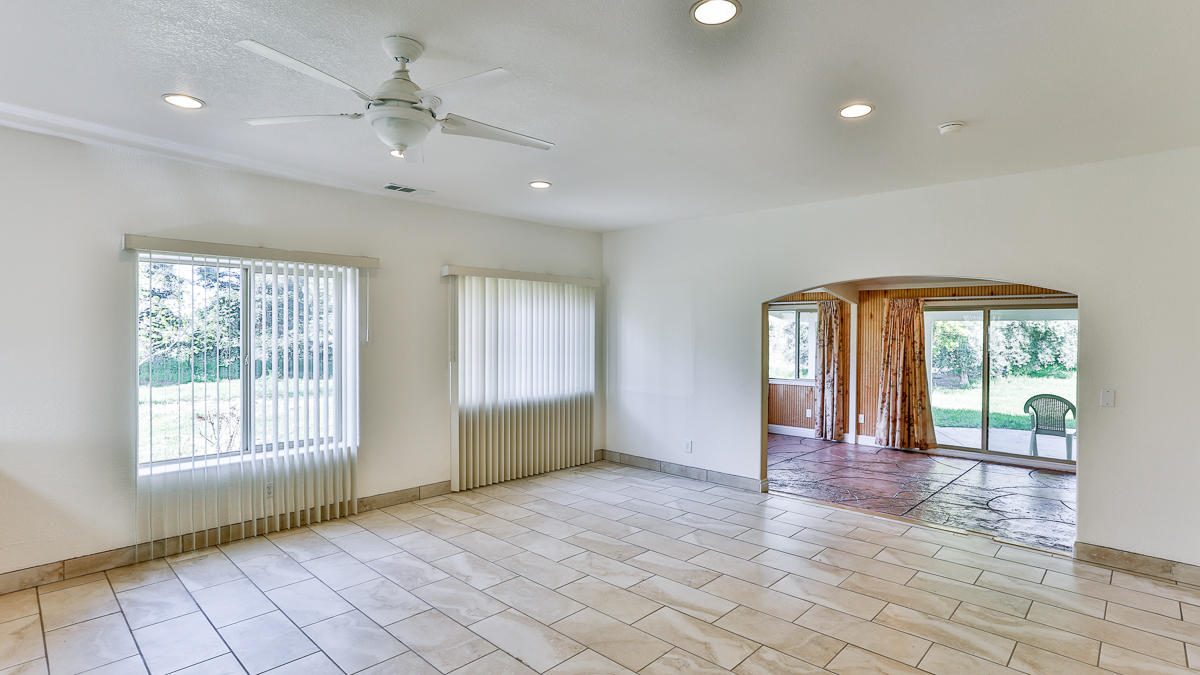 21990 Corning Road Corning, CA 96021 - Photo 18 of 83 _MGL0253