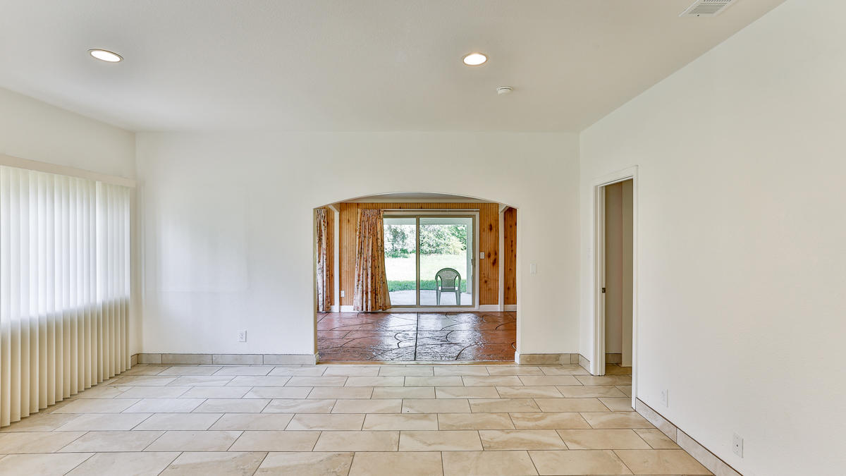 21990 Corning Road Corning, CA 96021 - Photo 25 of 83 _MGL0260