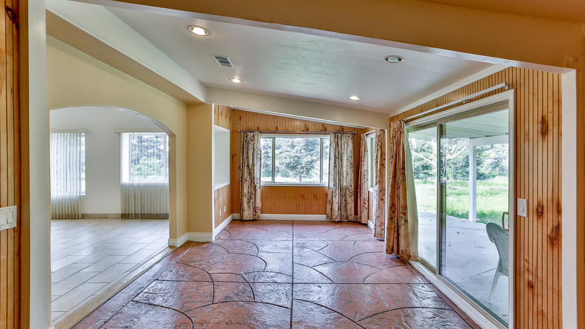 21990 Corning Road Corning, CA 96021 - Photo 37 of 83 _MGL0277