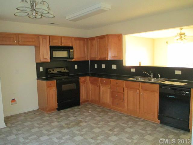 915 Ramsgate Drive Southwest Concord, NC 28025 - Photo 5 of 12