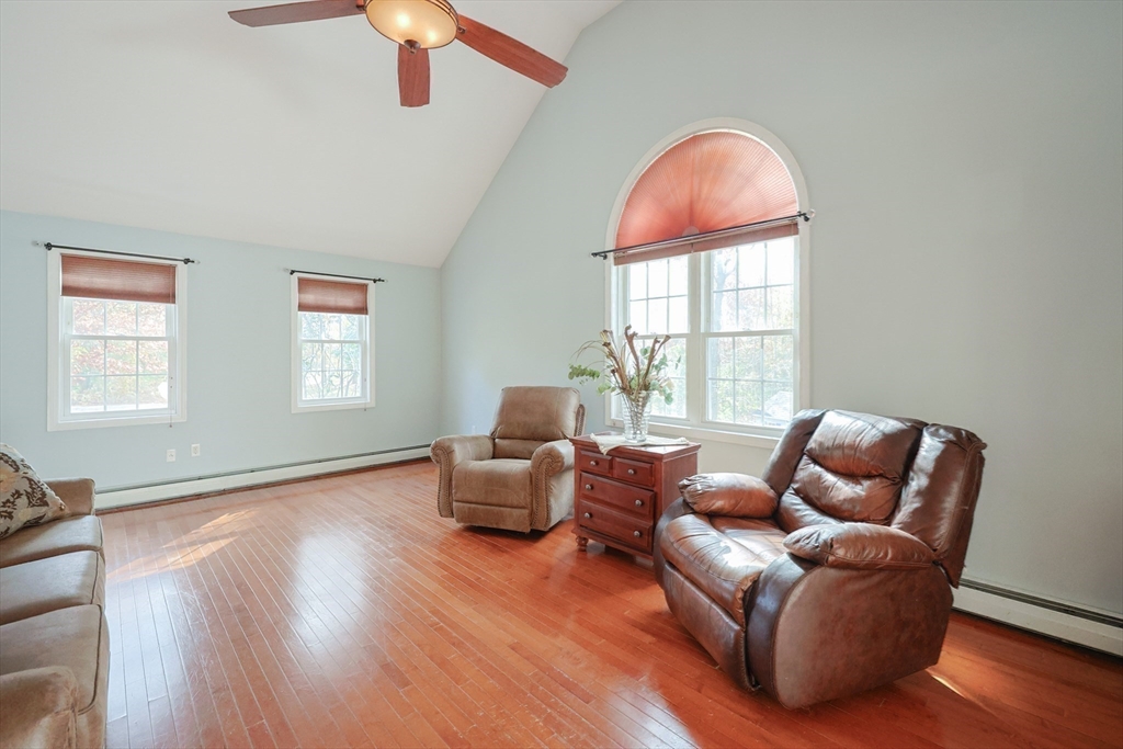 59 Old Farm Road Douglas, MA 01516 - Photo 15 of 41