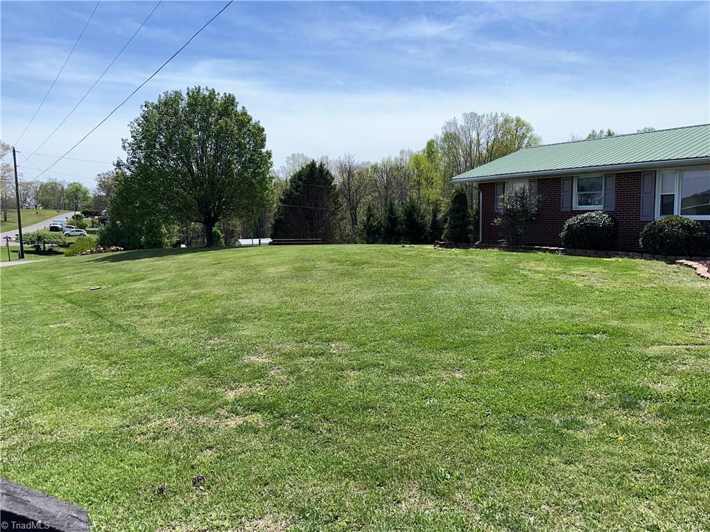 348 Fish Lake Road Cana, VA 24317 - Photo 9 of 32