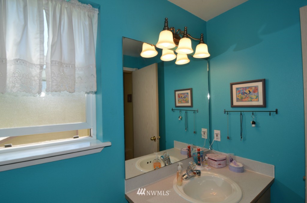 11223 Jordan Road Arlington, WA 98223 - Photo 11 of 14 Gallery Image 11