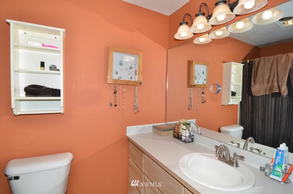 11223 Jordan Road Arlington, WA 98223 - Photo 9 of 14 Gallery Image 9