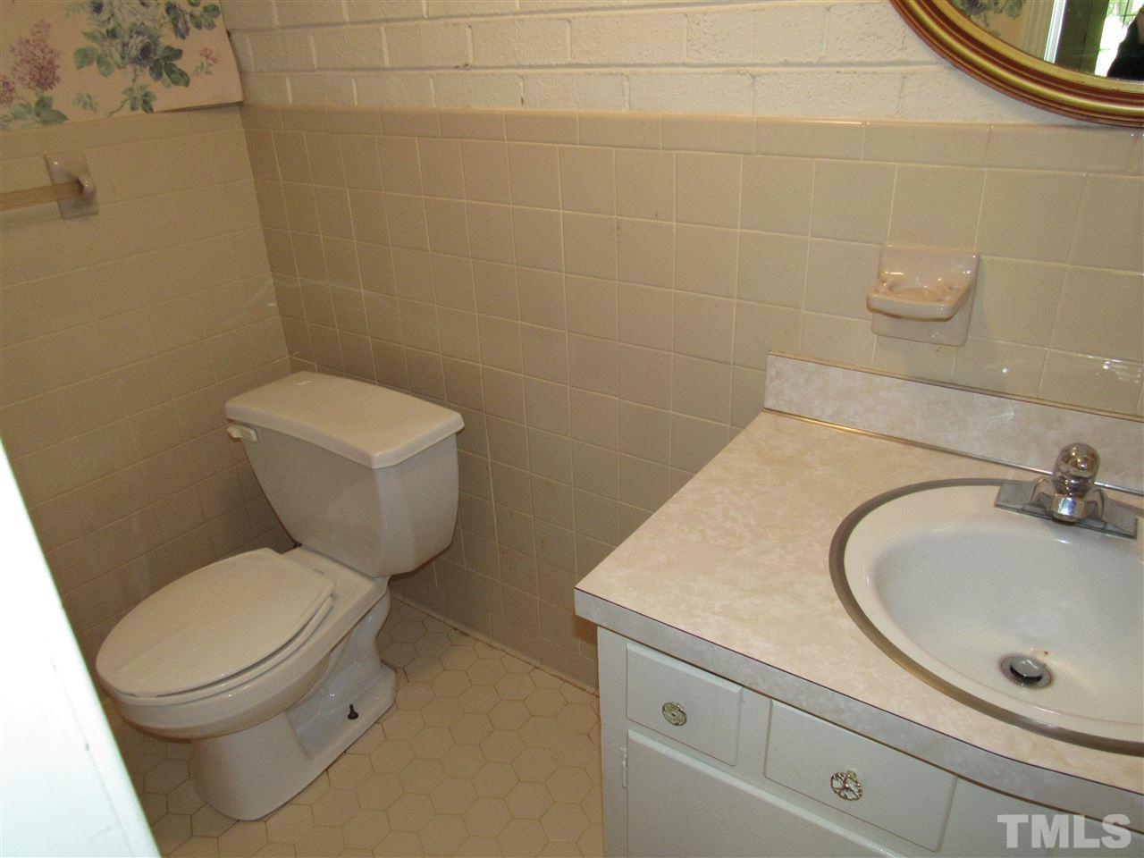 3057 Wycliff Road Raleigh, NC 27607 - Photo 12 of 24