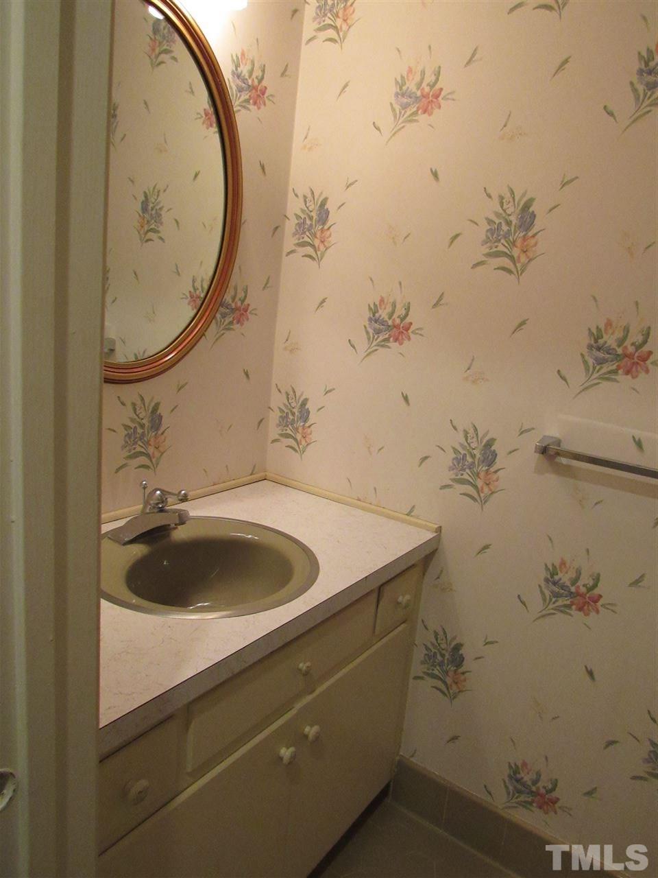 3057 Wycliff Road Raleigh, NC 27607 - Photo 5 of 24