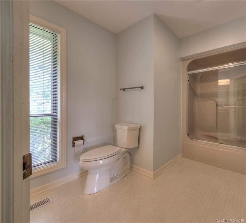 153 Country Ridge Road, Unit 153 Hendersonville, NC 28739 - Photo 24 of 25