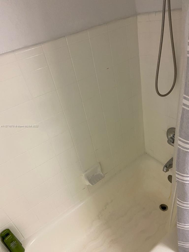1500 Bay Road, Unit 1252S Miami Beach, FL 33139 - Photo 9 of 9 Gallery Image 9
