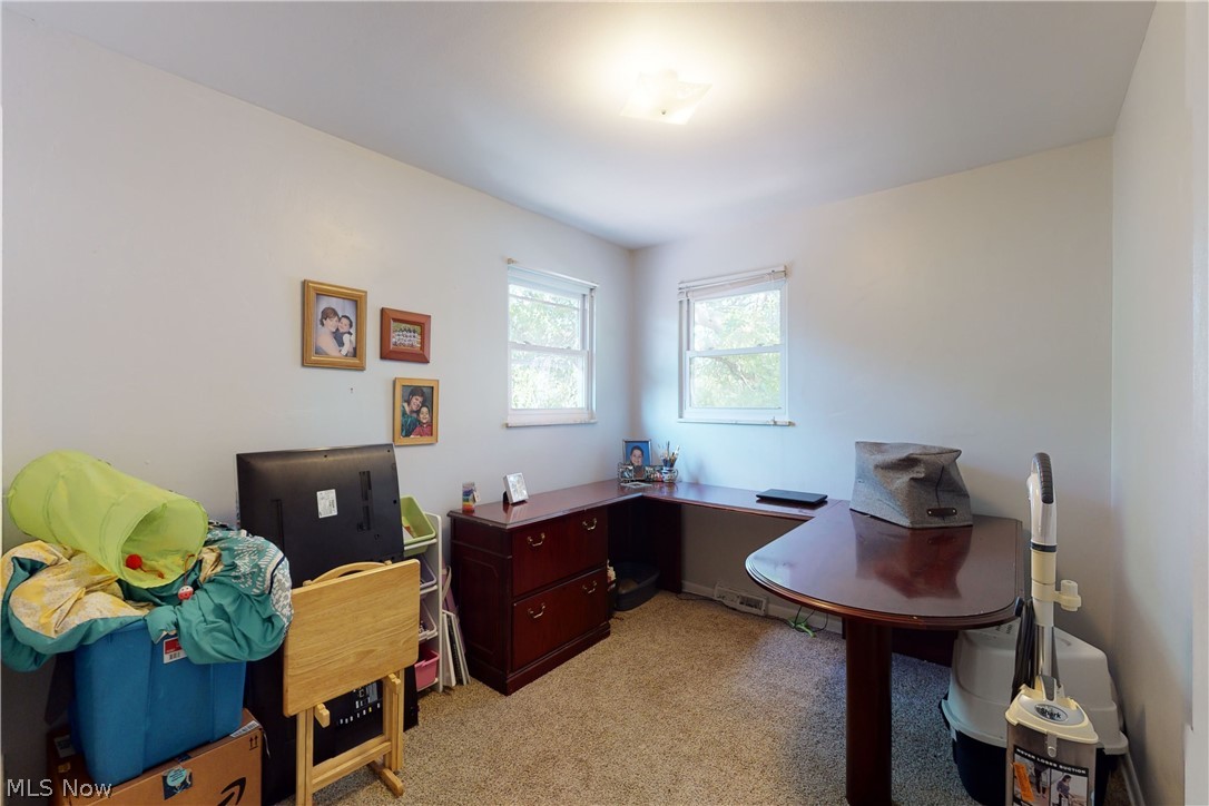 2808-2812 Snow Road Cleveland, OH 44134 - Photo 12 of 32