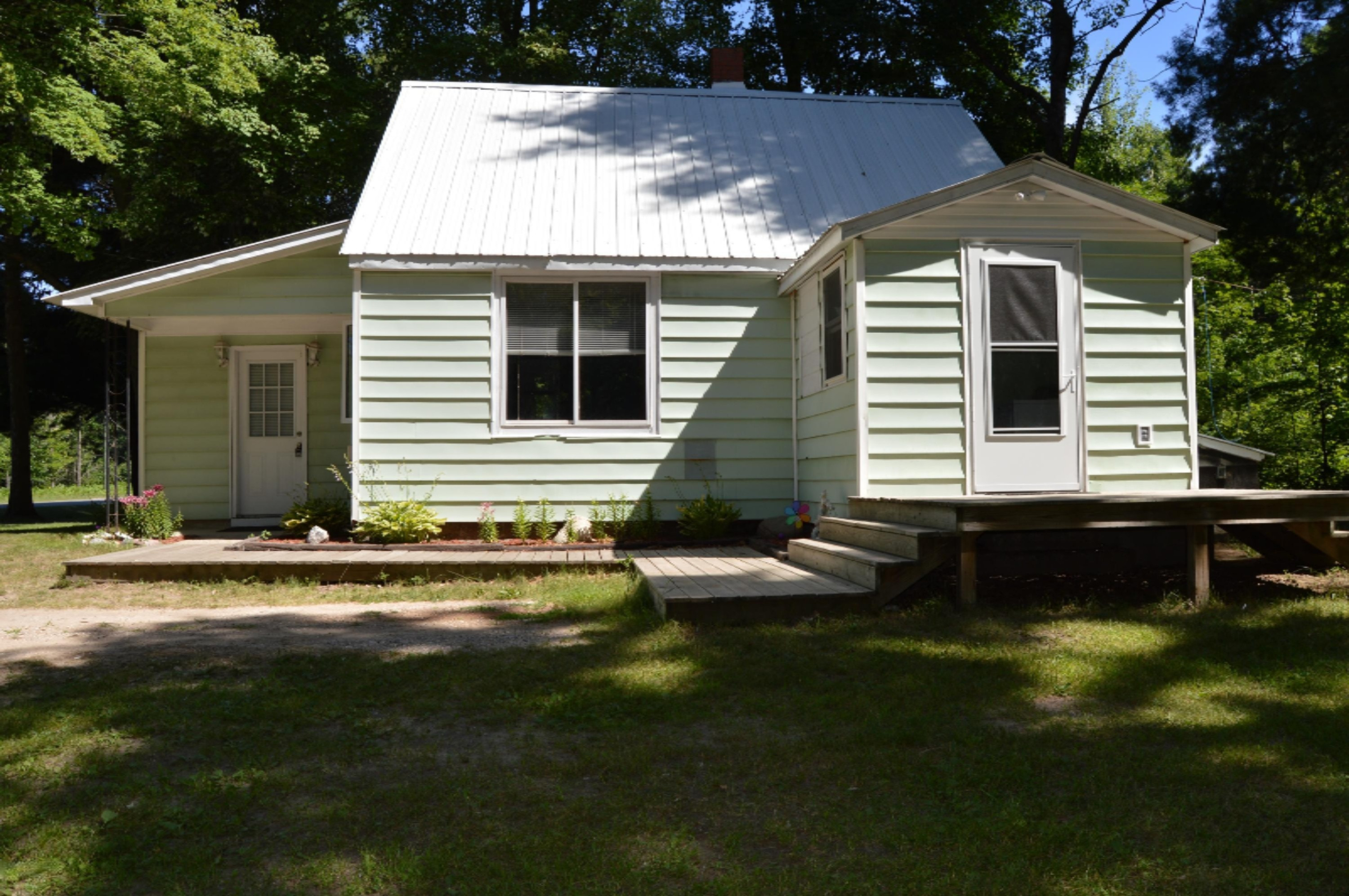 1868 North Benson Road Fountain, MI 49410 - Photo 2 of 23 1868 N Benson Road