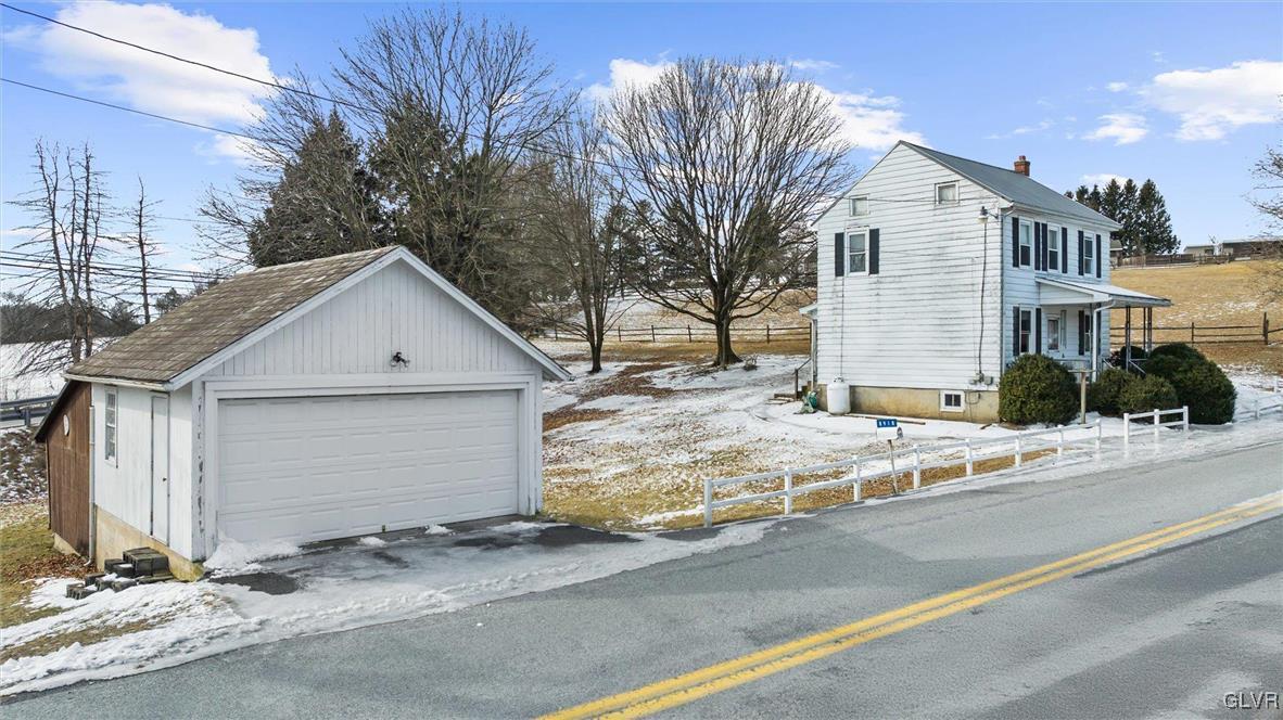 8918 Steinsville Road Kempton, PA 19529 - Photo 4 of 34 Gallery Image 4