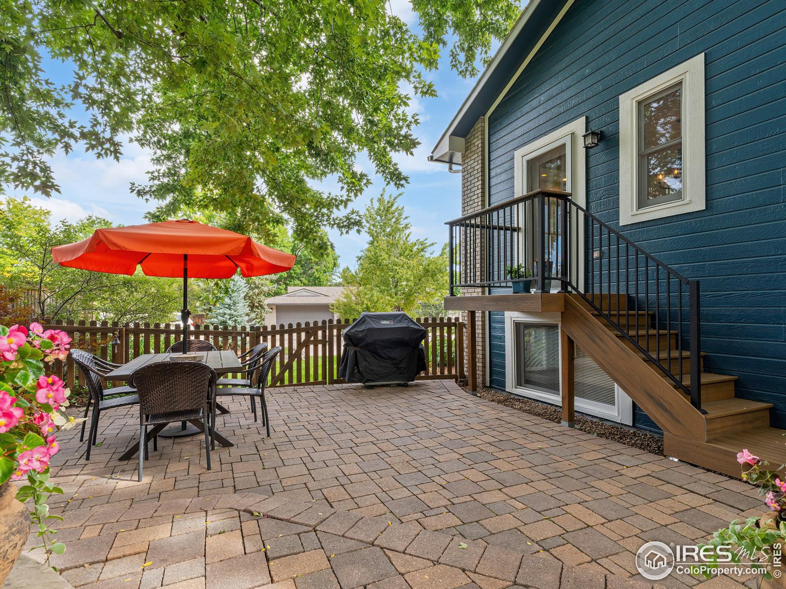 234 Mohawk Drive Boulder, CO 80303 - Photo 27 of 49 a view of a chairs and tables in the balcony