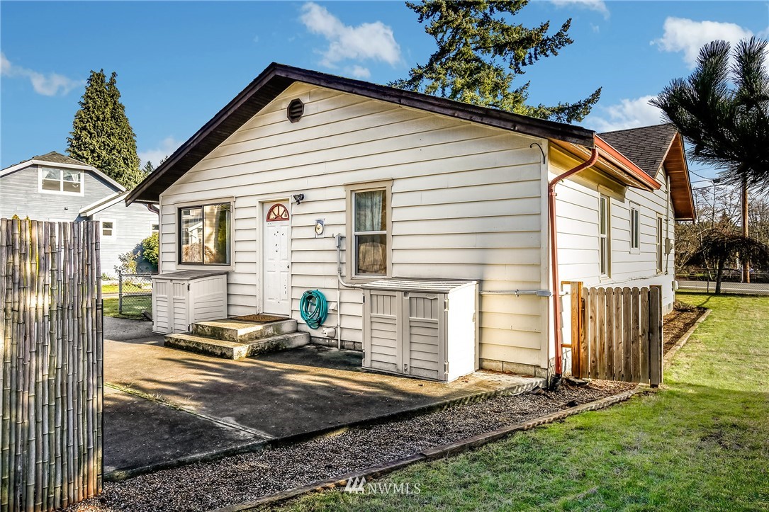 2409 Aberdeen Avenue Northeast Renton, WA 98056 - Photo 20 of 22 Gallery Image 20