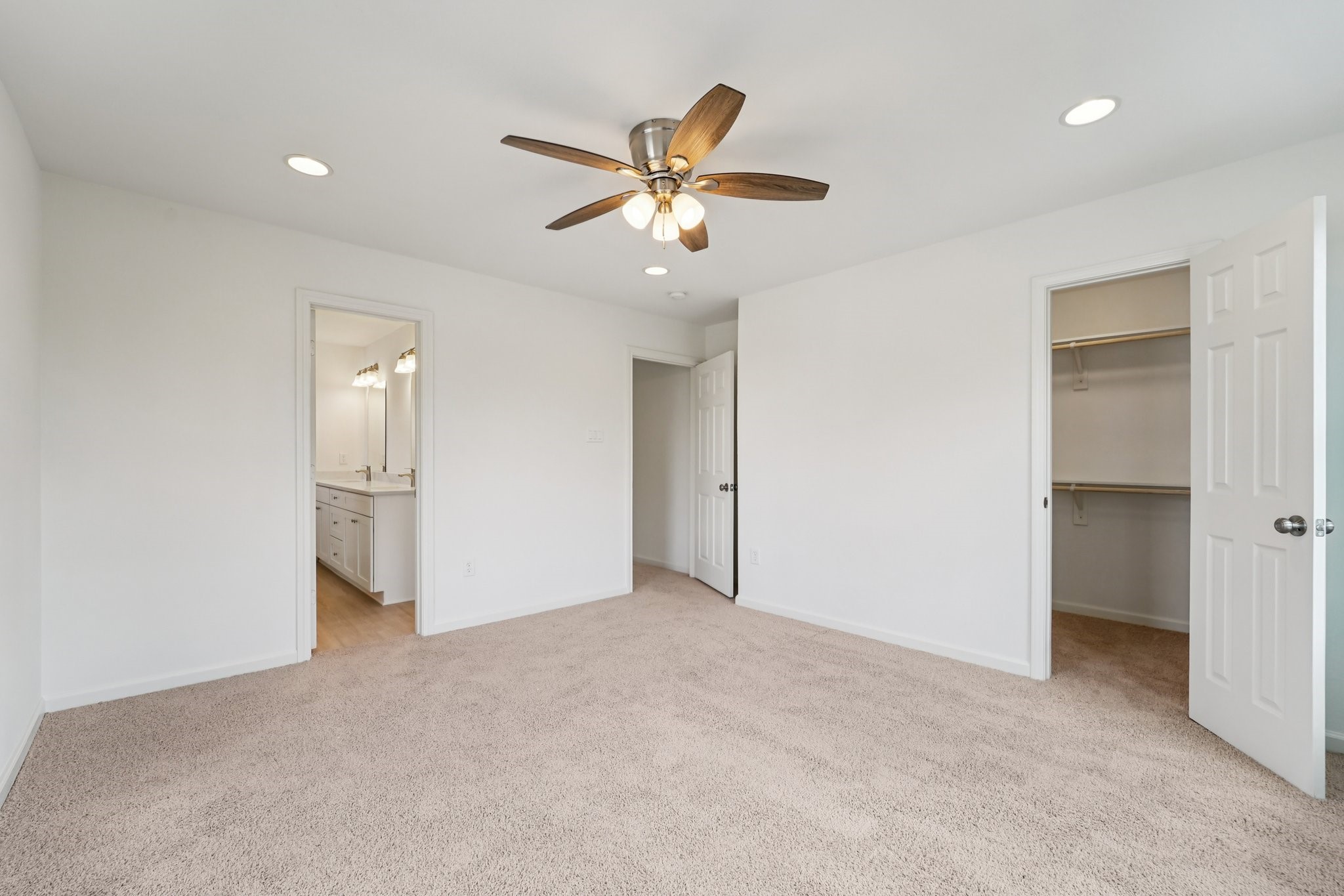 2206 Abernathy Street Houston, TX 77026 - Photo 19 of 33