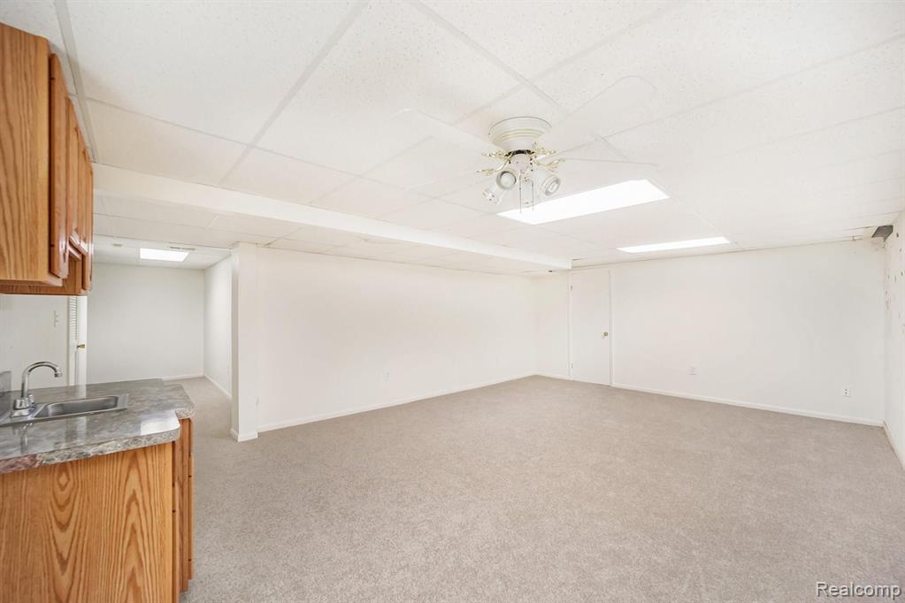 2139 Rochelle Park Drive, Unit 73 Rochester Hills, MI 48309 - Photo 26 of 34