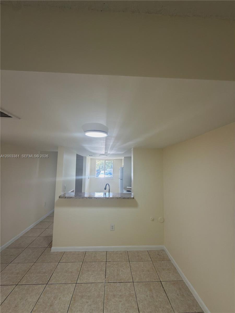 14020 Northeast 3rd Court, Unit 5 Miami, FL 33161 - Photo 9 of 19