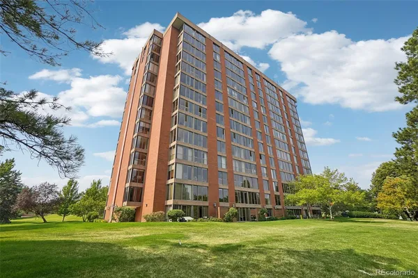 $425,000 | 1900 East Girard Place, Unit 406, Englewood, CO 80113