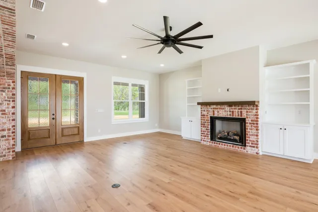 $599,900 | 5800-block Pineforest Drive, Crestview, FL 32539